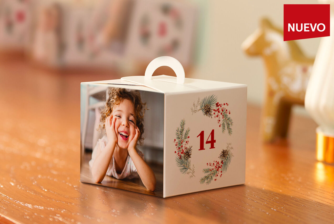 calendario de Adviento con 24 cajas individuales para rellenar con regalos