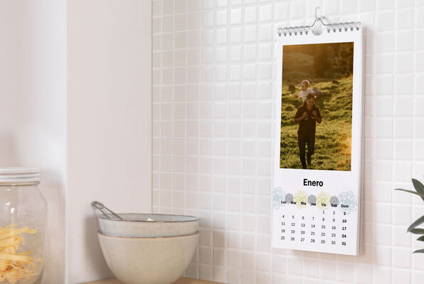 Calendario personalizado con fotos alargado vertical modelo cocina