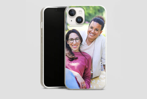 Funda de teléfono con una pareja feliz al aire libre