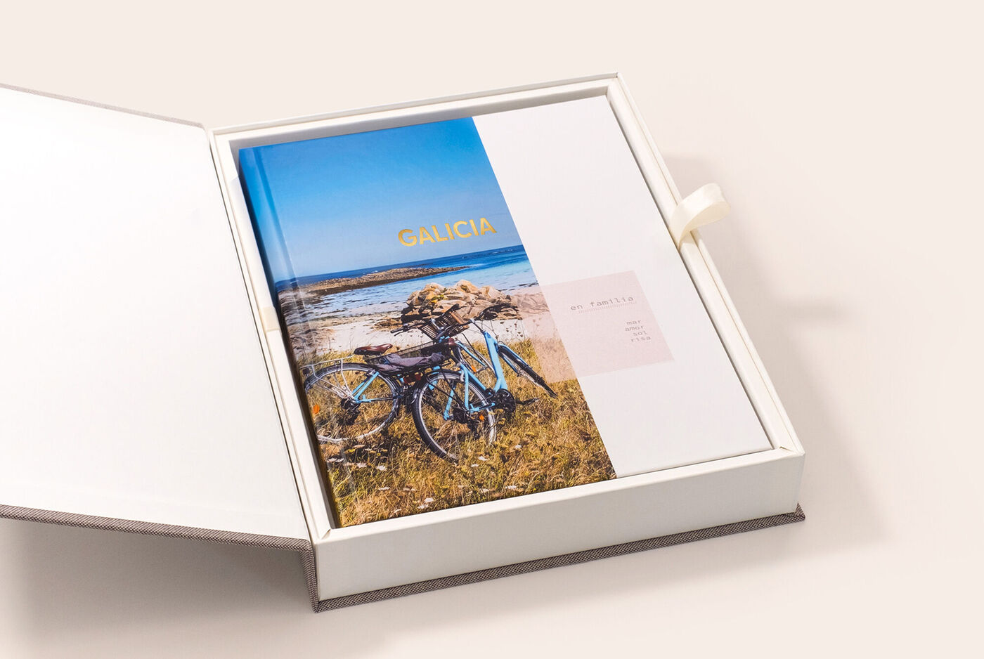 caja para regalo para los álbumes de fotos cewe.