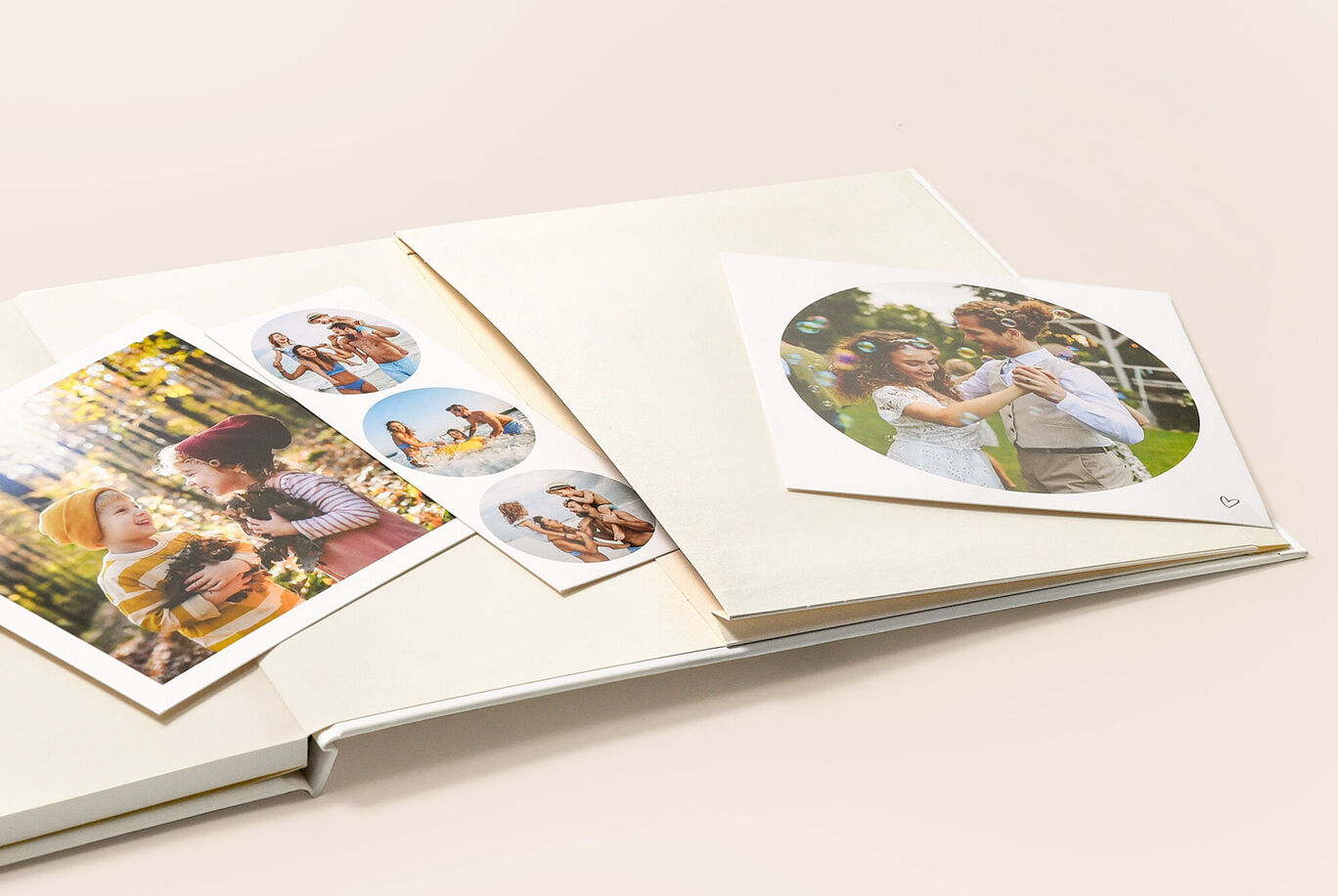 Compartimento para recuerdos para álbumes de fotos digitales.