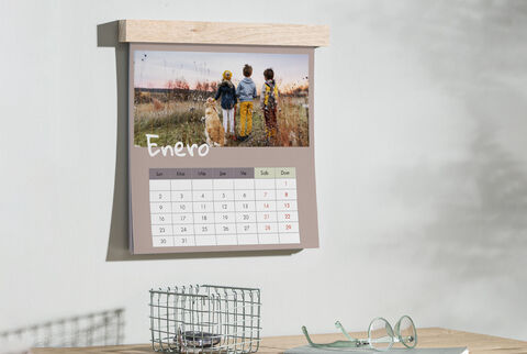 Calendario personalizado para pared cuadrado