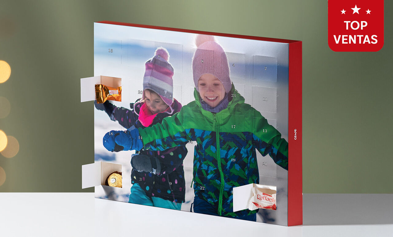 Un colorido calendario de Adviento con dulces sorpresas para niños.