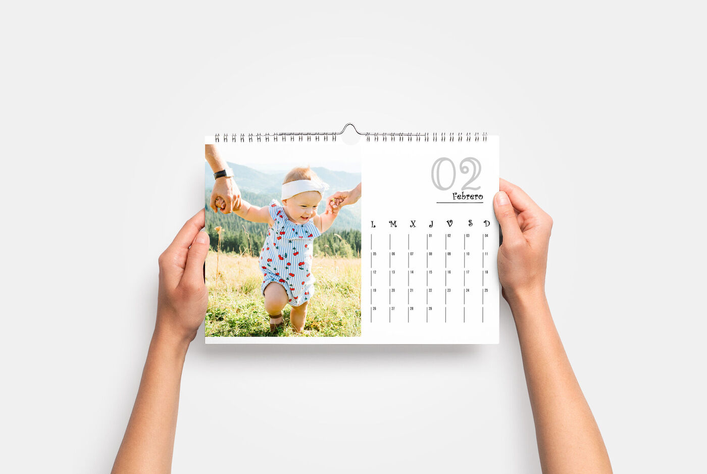 Calendario de pared A4 horizontal personalizado