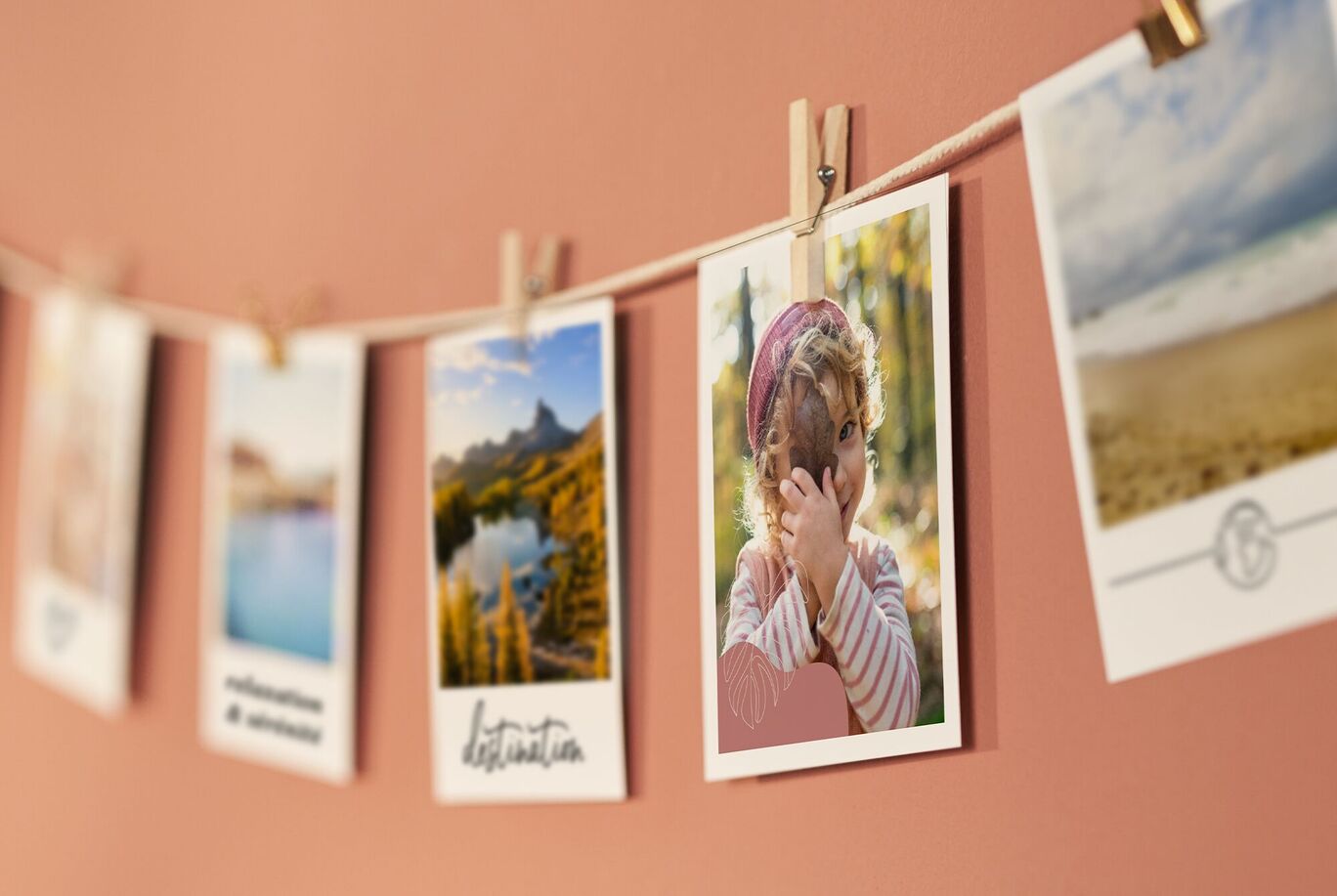 fotos retro con cajas de almacenamiento para guardar los mejores recuerdos.