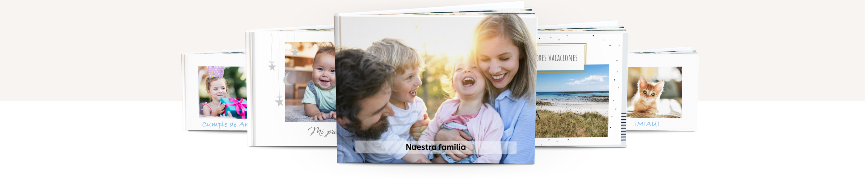 Un fotolibro con momentos familiares amorosos y recuerdos