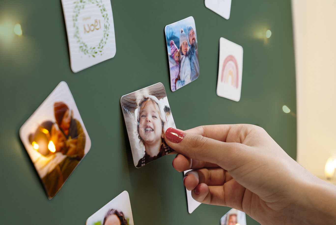 Impresión de foto en panel de corcho con recuerdos amorosos