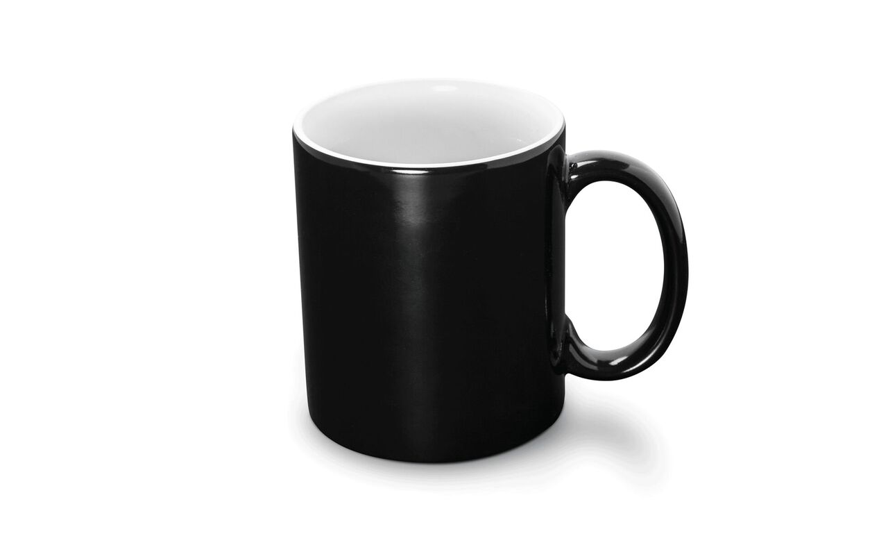 Taza mágica que descubre la imagen cuando se introduce una bebida caliente.