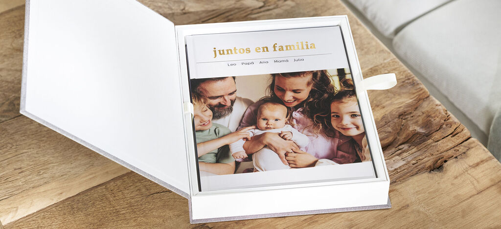 Añade tu caja para regalo en tu álbum digital