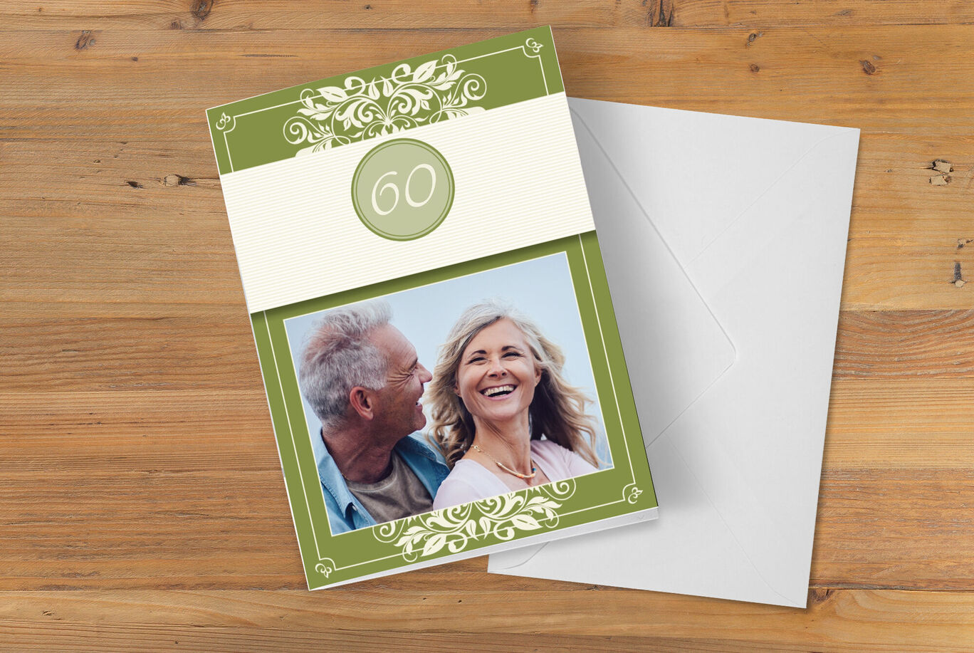 Tarjeta de cumpleaños personal para 60 años con diseño elegante y fondo verde.
