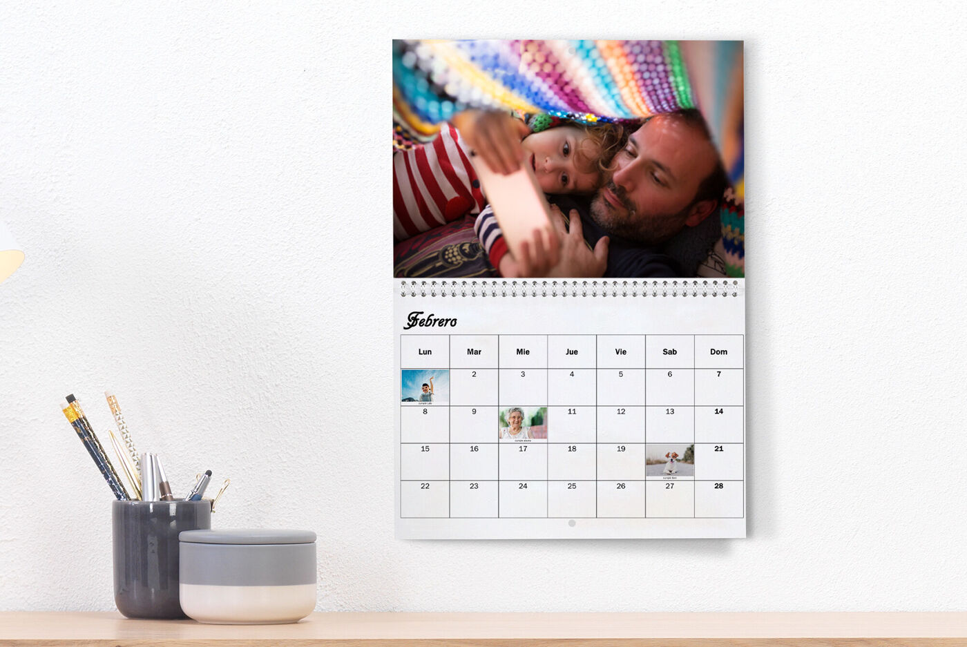 Calendario para paredes con cumpleaños