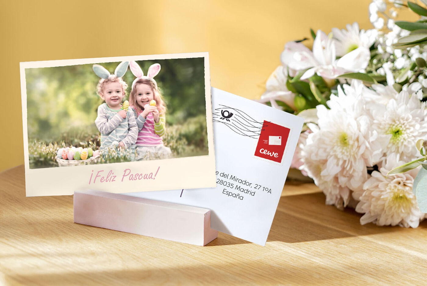Postal personalizada para felicitar la Semana Santa a tus seres queridos.