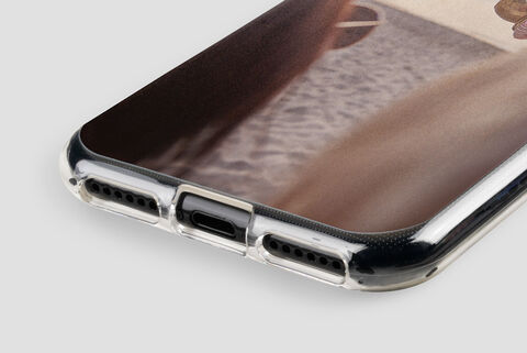 Funda de teléfono con una foto de una playa al atardecer