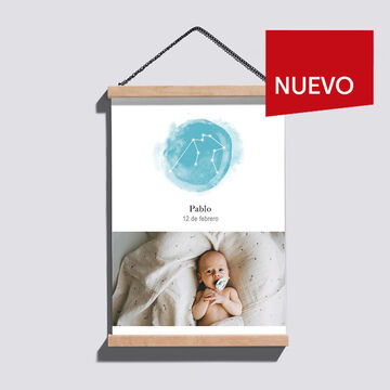 Hermosa imagen de pared con signos del zodiaco únicos y elementos decorativos festivos