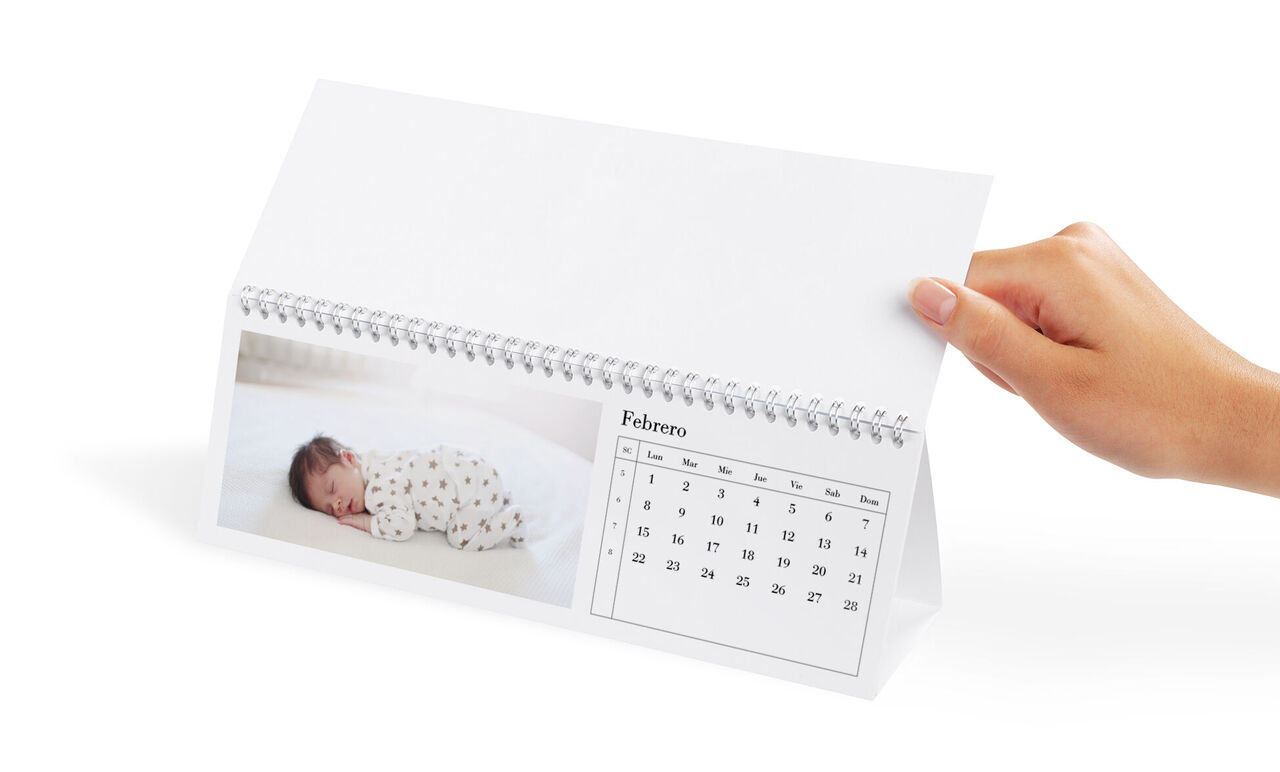 Calendario personalizado de mesa horizontal con fotos 002