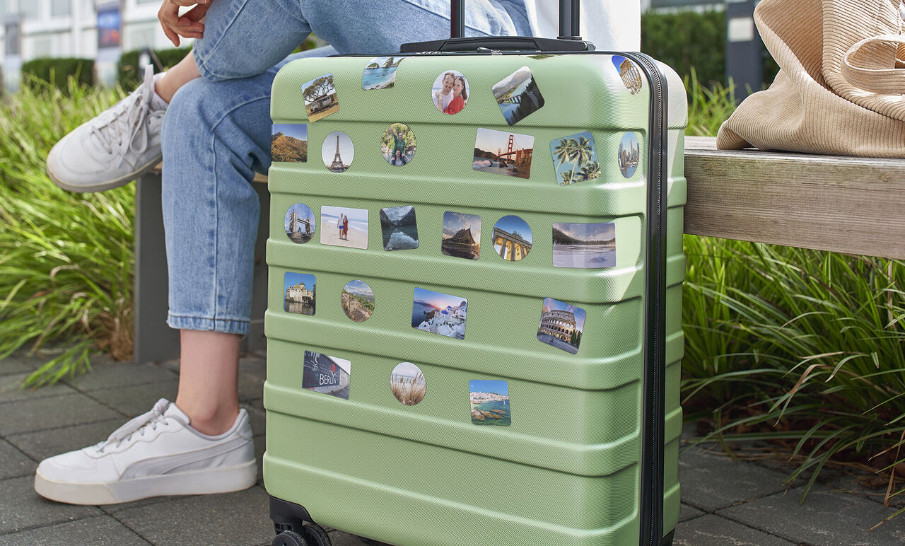 Foto pegatinas con fotos personalizadas. Imprime tus recuerdos y pégalas en todos lados.